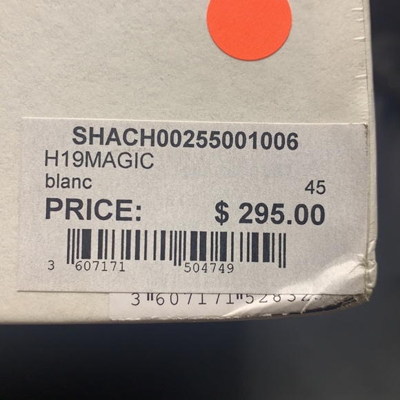 Magic Sneakers - Picture 12 of 12